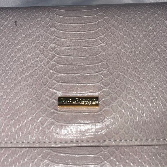 Via Piaggi purse/bag off white snake-skin crossbody top flap closure - Picture 11 of 11